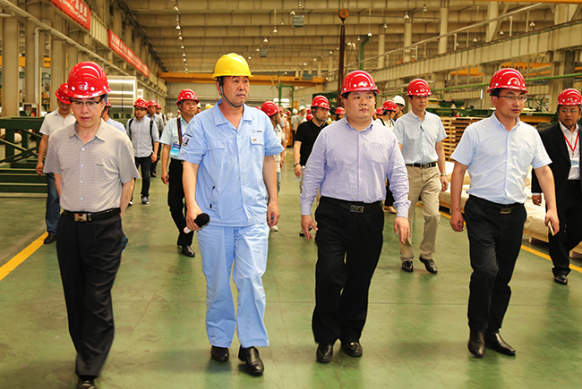 义马市常务副市长刘万增一行到万基铝加工有限公司参观