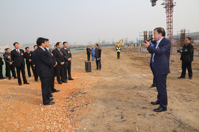 新安县“两会”代表委员视察万基控股集团2×60万千瓦机组重点项目